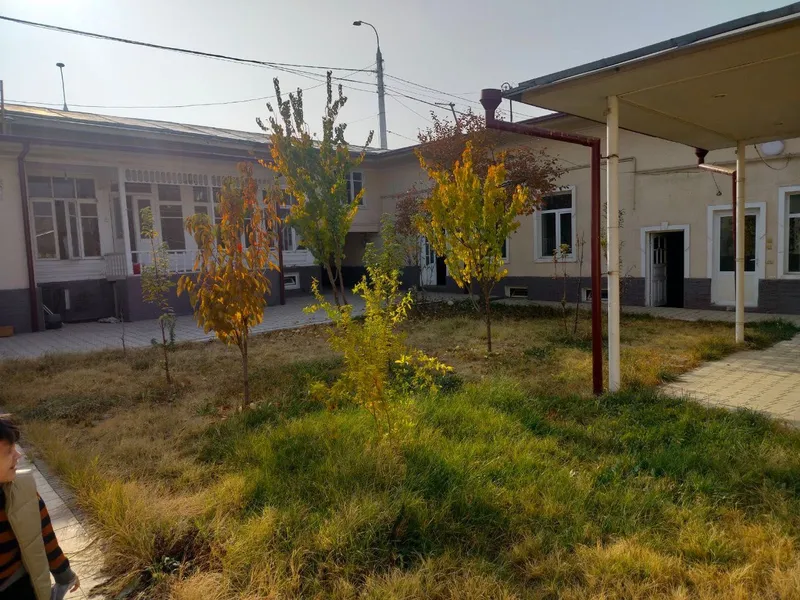 Продается дом срочно адрес : Улица Фароби / ориентирметро Беруни — фото 1