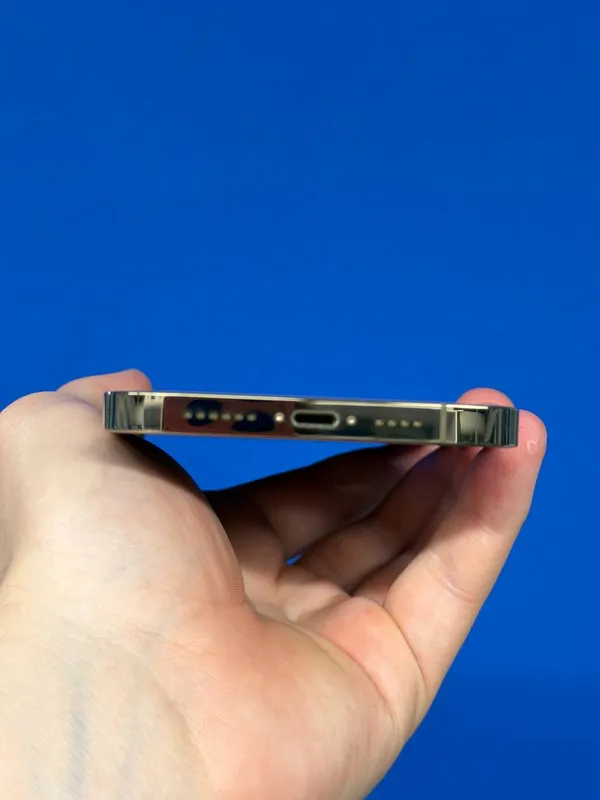 iPhone 13 Pro 6