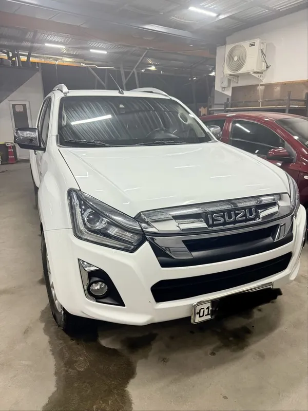 продается ISUZU D MAX IRBIS 3.0