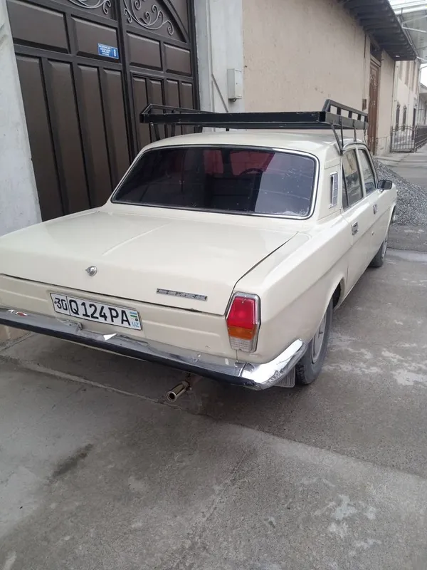 Gaz 24 ( Volga } — фото 4