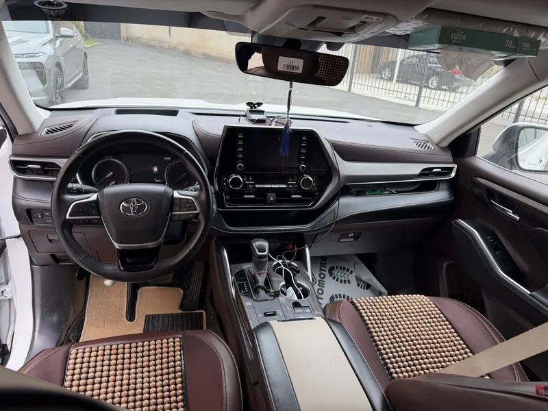 Toyota haydlander limited hybrid — фото 3