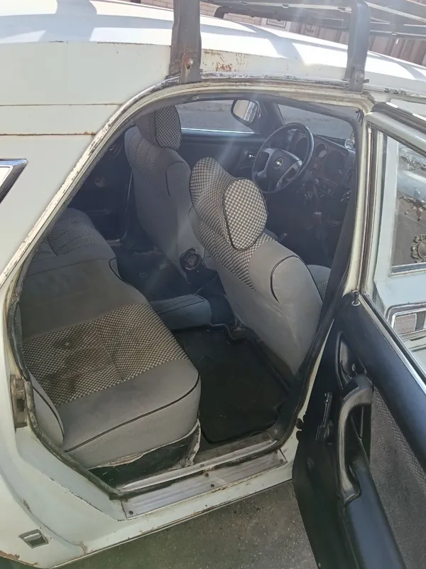 Volga 1990yil xolati yaxshi savdosi bo yana 3