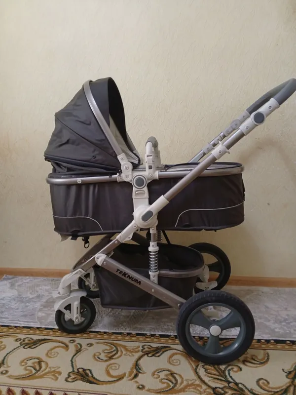 kolyaska yangi tug'ilgan chaqaloqlar uchun zo'r