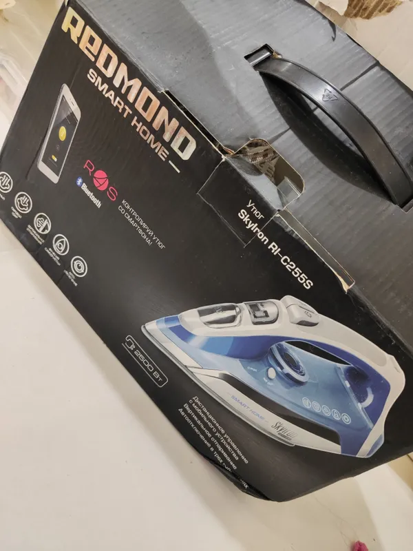 Утюг "Redmond" 2 Утюг "Redmond" 2