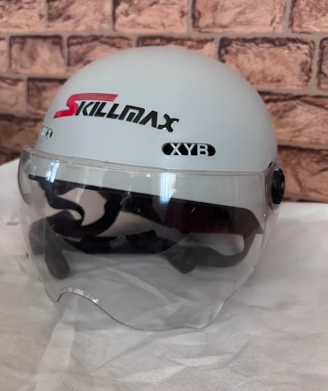 Skuter va moped uchun kaska sotiladi 1 Skuter va moped uchun kaska sotiladi 1