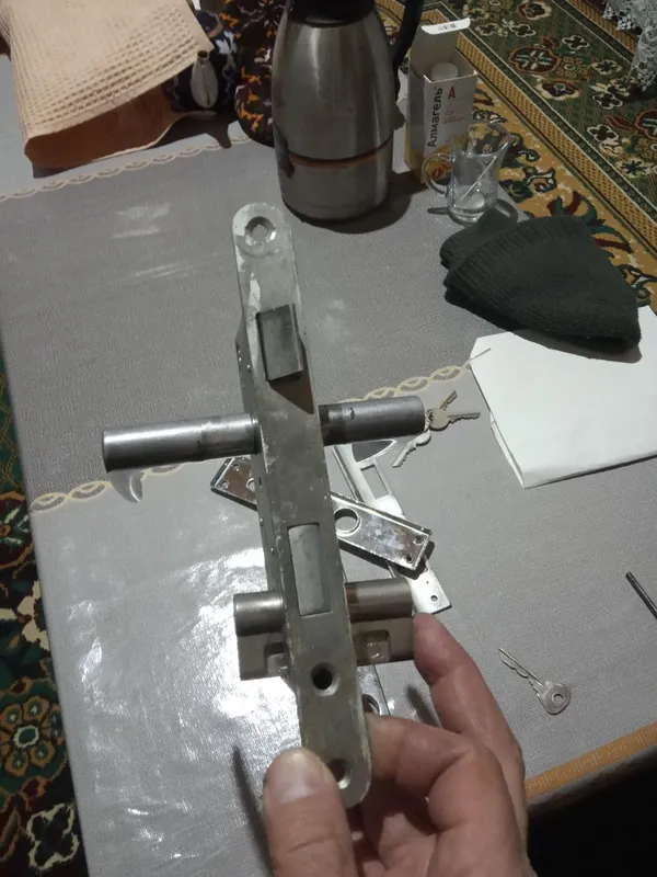 Установка замко ремонт вскрытие замок урнатиш ешик очиш
