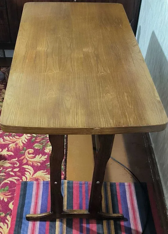 Продам стол. Размер-120*60 высота -75