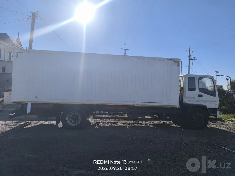Isuzu. Продаётся тому, кто предложит больше 3 Isuzu. Продаётся тому, кто предложит больше 3