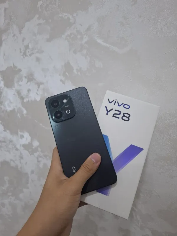 Vivo Y28 v2352 (bu telefon) karobka dakument bor. — фото 4