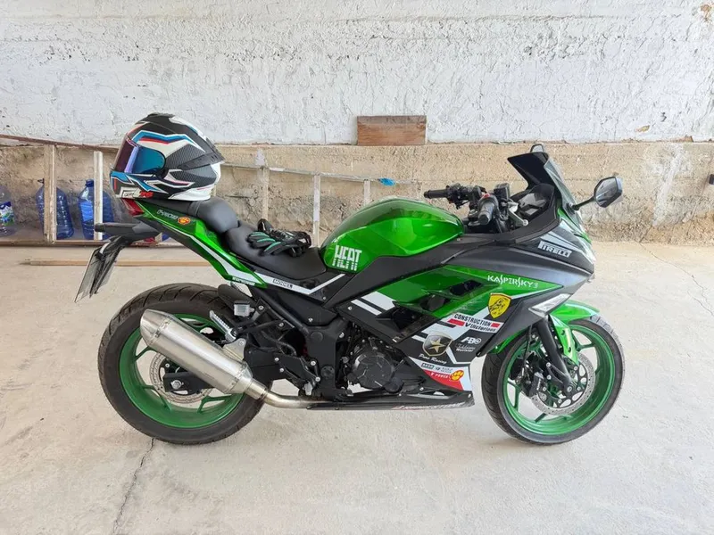 Moto Motosikl 200 kuba 1 Moto Motosikl 200 kuba 1