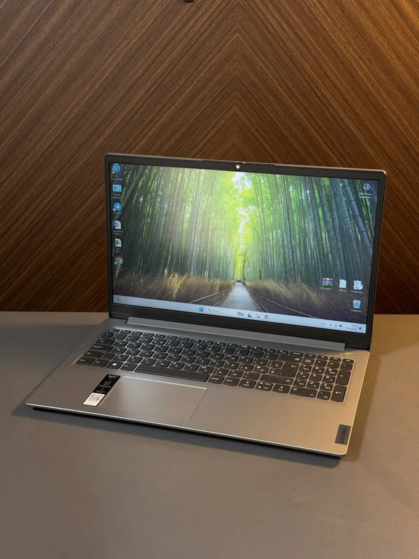 Noutbuk Lenovo IdeaPad 1 — фото 1
