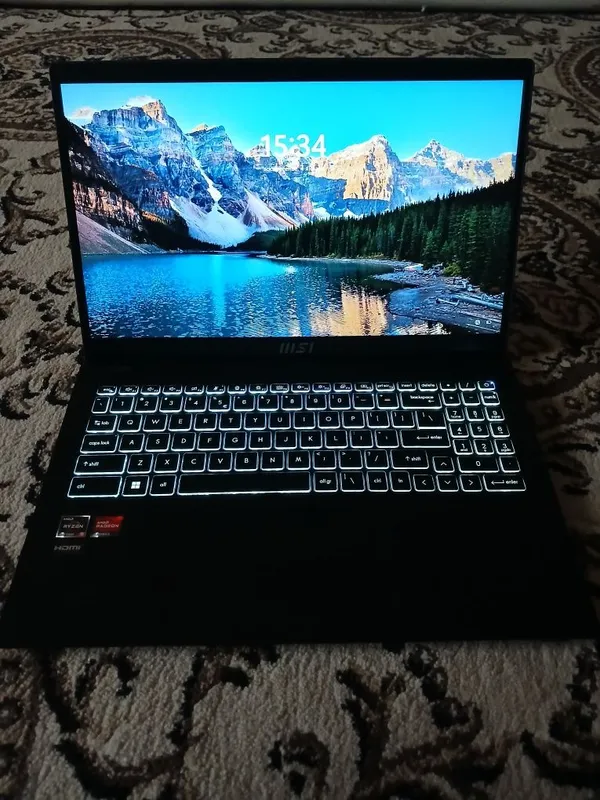 MSI B7M Modern noutbuk