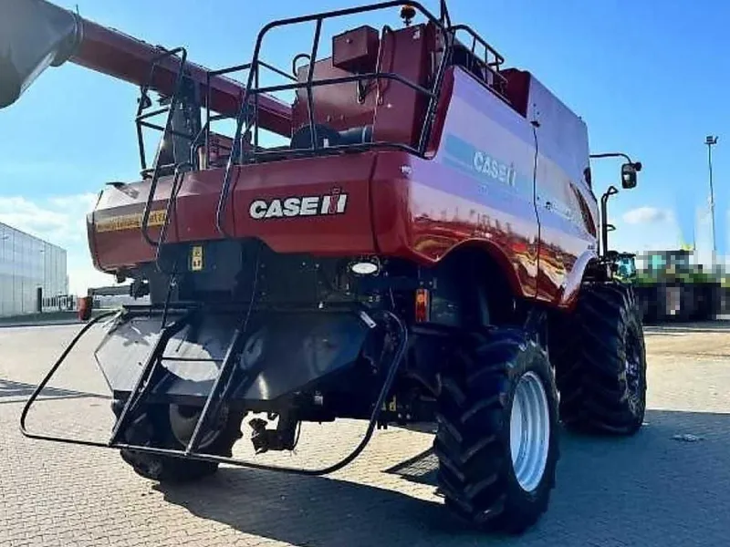 Зерноуборочный комбайн Case IH Axial-Flow 5088 6 Зерноуборочный комбайн Case IH Axial-Flow 5088 6