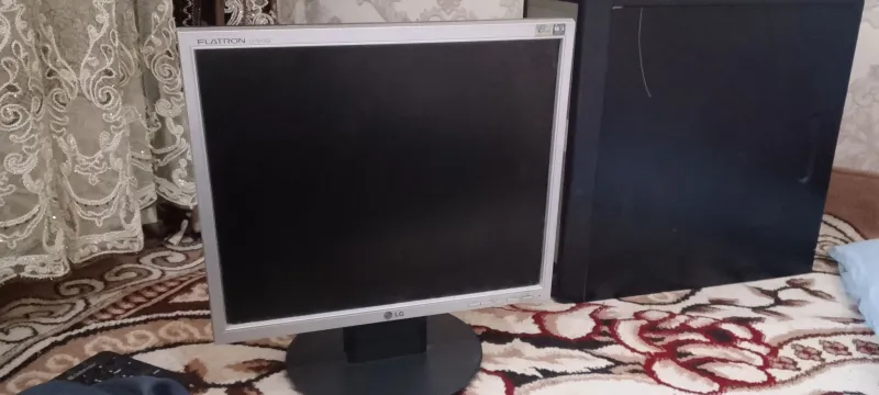 Sotiladi   RTX512mb narxi keliwiladi 4