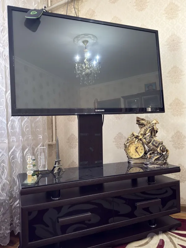 Samsung televizori + taglik Samsung televizori + taglik