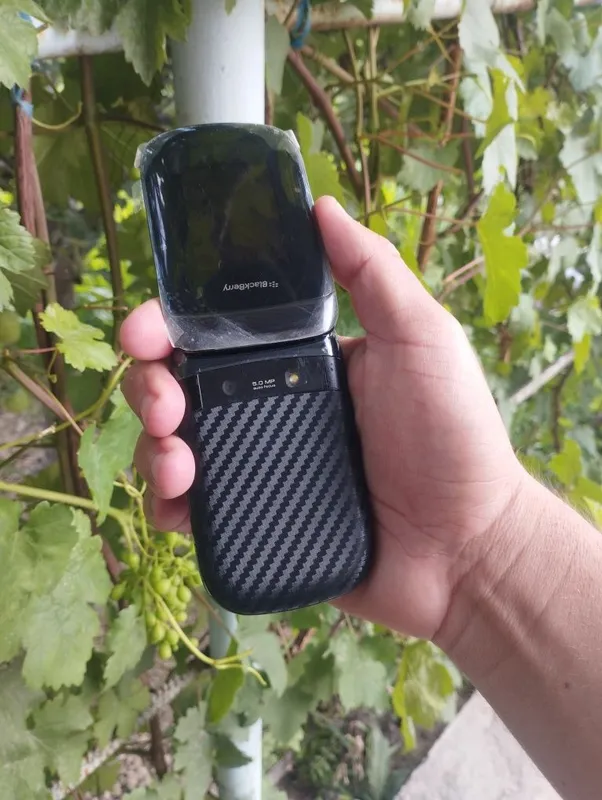 Blekberry 9670 cdma срочно продам — фото 2