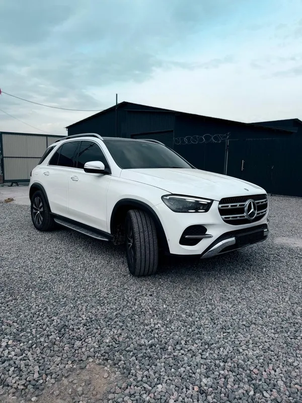 Mercedes benz GLE450 4 matic новая