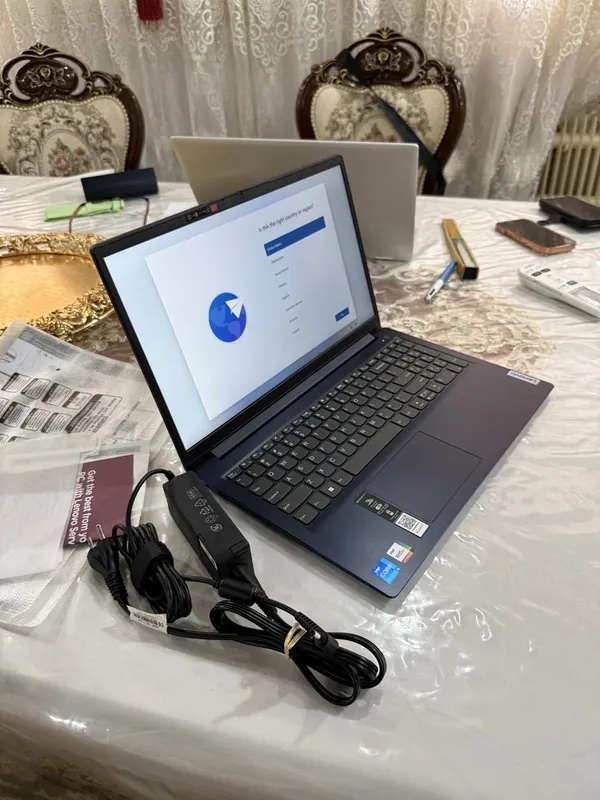 Lenovo IDEAPAD 15.6 15/16GB/512GB CPU:Intel i5-1334U IdeaPad 1 15IRU7 2
