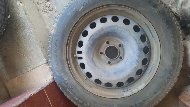 Qishgi balon 225x65 R17 5ta komplekt 1ta zapaskada 4
