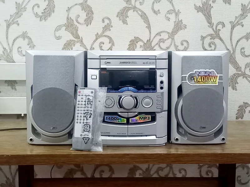 Muzikalniy sentr LG