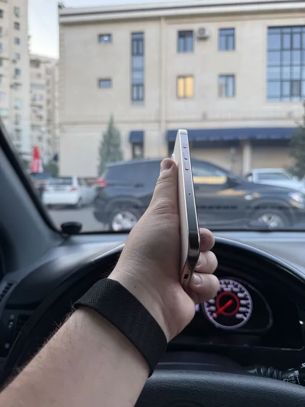 iPhone 16 Pro 256Gb 88% Yomkost 3 iPhone 16 Pro 256Gb 88% Yomkost 3