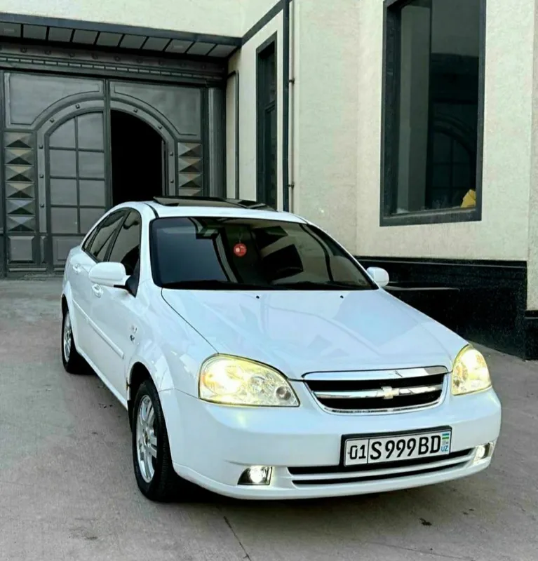 Ласетти 1,6 автомат.2013. Бензин. Ласетти 1,6 автомат.2013. Бензин.