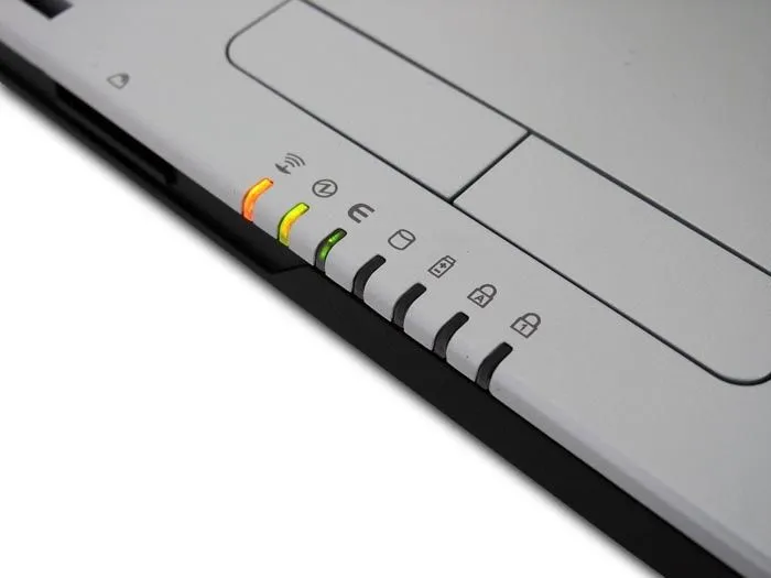 Fujitsu Esprimo 15.4-inch 6 Fujitsu Esprimo 15.4-inch 6