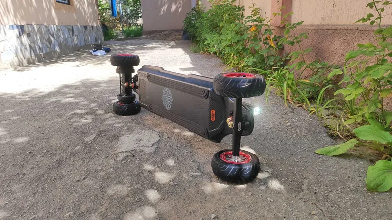 Крутой борд Meepo Hurricane Vaider AT с приводом Geardrive — фото 4