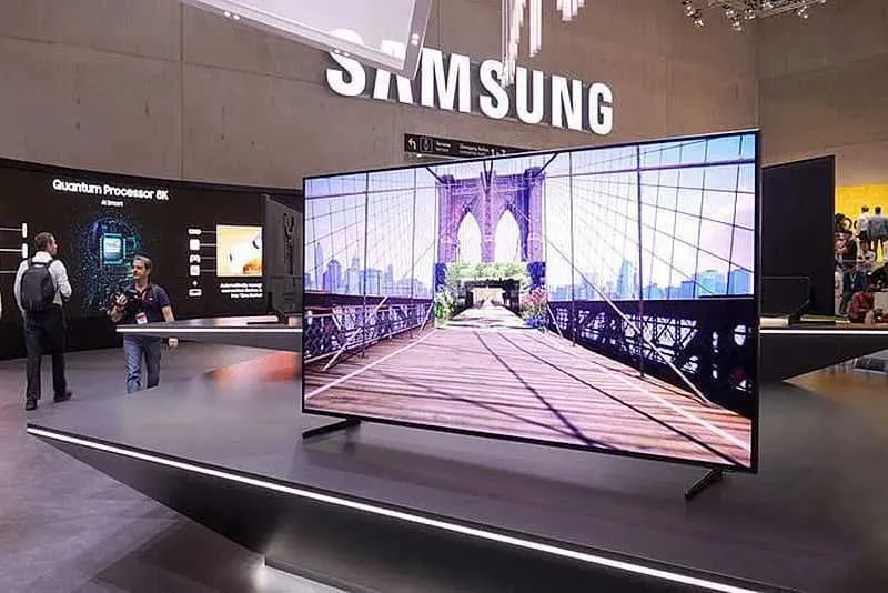 Телевизор Samsung 85 Crystal UHD 4K DU7100 Smart Tizen 1 Телевизор Samsung 85 Crystal UHD 4K DU7100 Smart Tizen 1