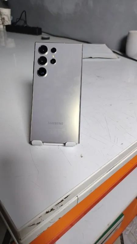 Samsung S24 Ultra Ideal xolatda Ofitsialniy 4