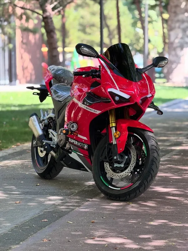 ducati v4 panigale 400cc rep. 1 ducati v4 panigale 400cc rep. 1