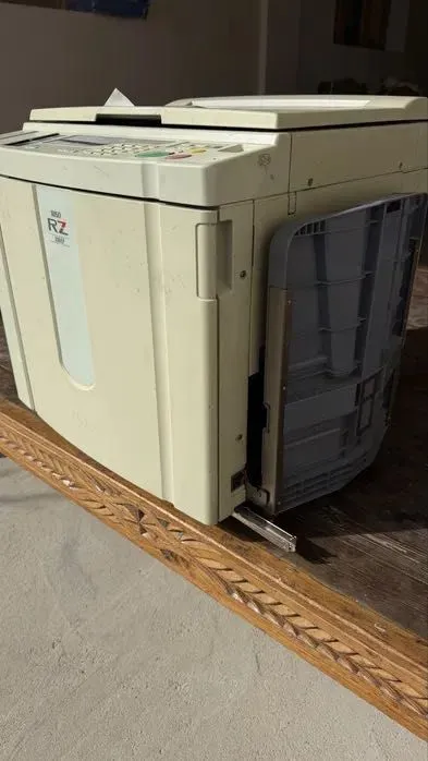 как новый ризограф Riso Rz 570 для бизнеса Riso risograf sotiladi — фото 2