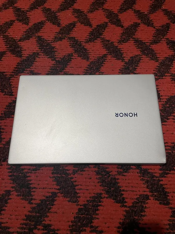 Honor magicbook 15 r5 8/512 1