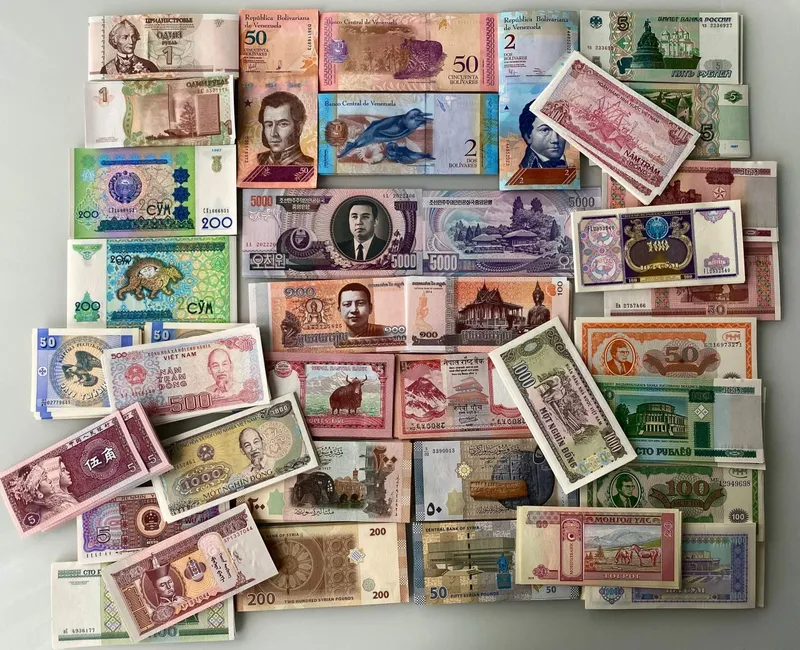 Продаётся банкнот разных стран мира