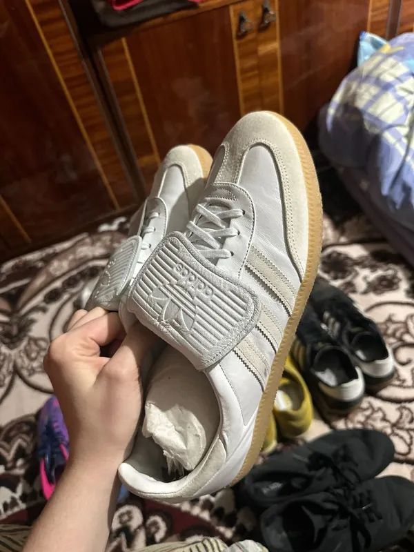 Красовки Adidas 43 размер