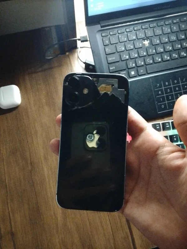 iPhone 12 mini Sotiladi 3 iPhone 12 mini Sotiladi 3