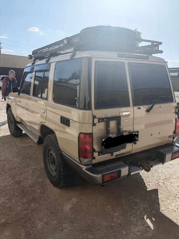 Toyota land cruiser 70 2019 года — фото 1