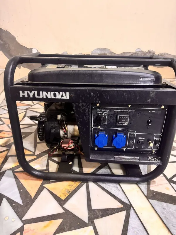 Genirator HYUNDAI Dvijok Движок Гениратор 1 Genirator HYUNDAI Dvijok Движок Гениратор 1