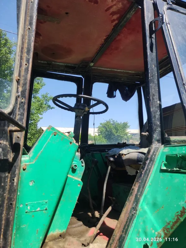 TTZ traktor sotiladi