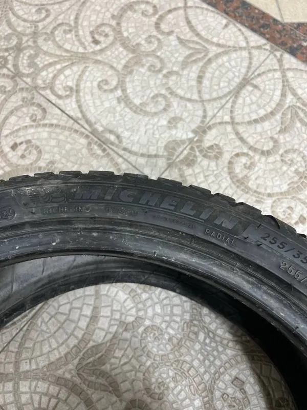 Donali michelin balon sotiladi 255/35/19 — фото 1
