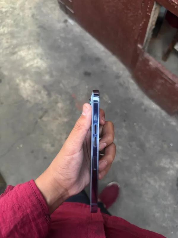 Uphone 13pro 76 yomkist 3mln 800 12maxga abmen 13 — фото 1