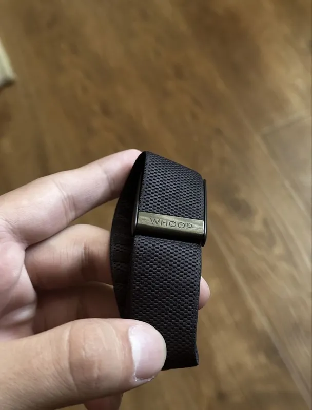 Продаётся whoop 4.0 торг минимальный