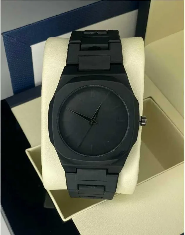 soat black11 eng zuri