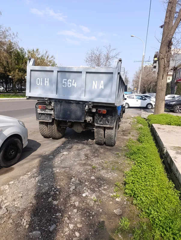 Продам ЗИЛ самосвал 1988 года — фото 1