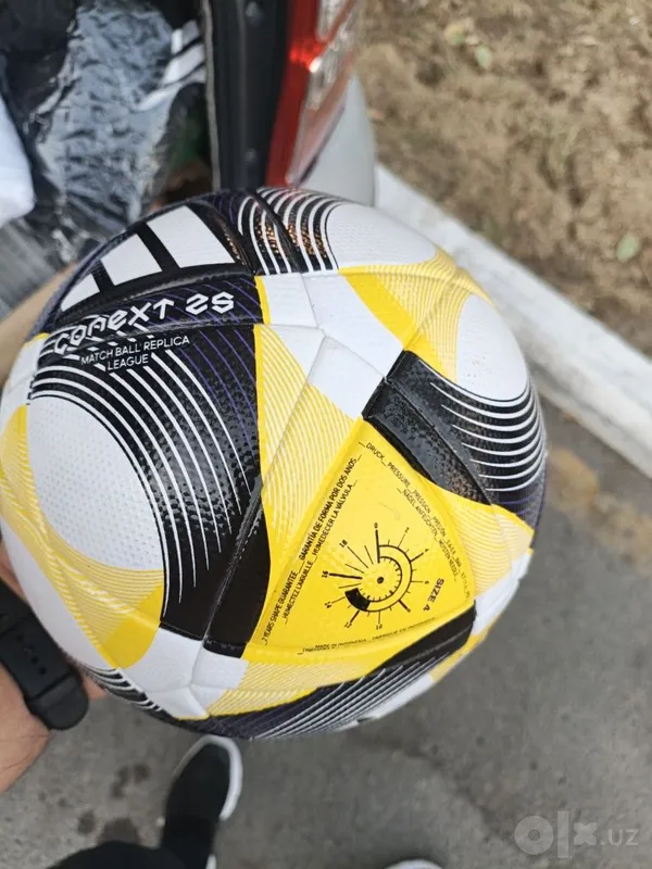 Adidas orginal toʻp 1 Adidas orginal toʻp 1