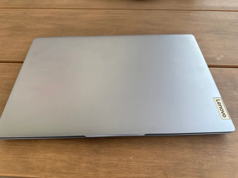 Lenovo noutbuk