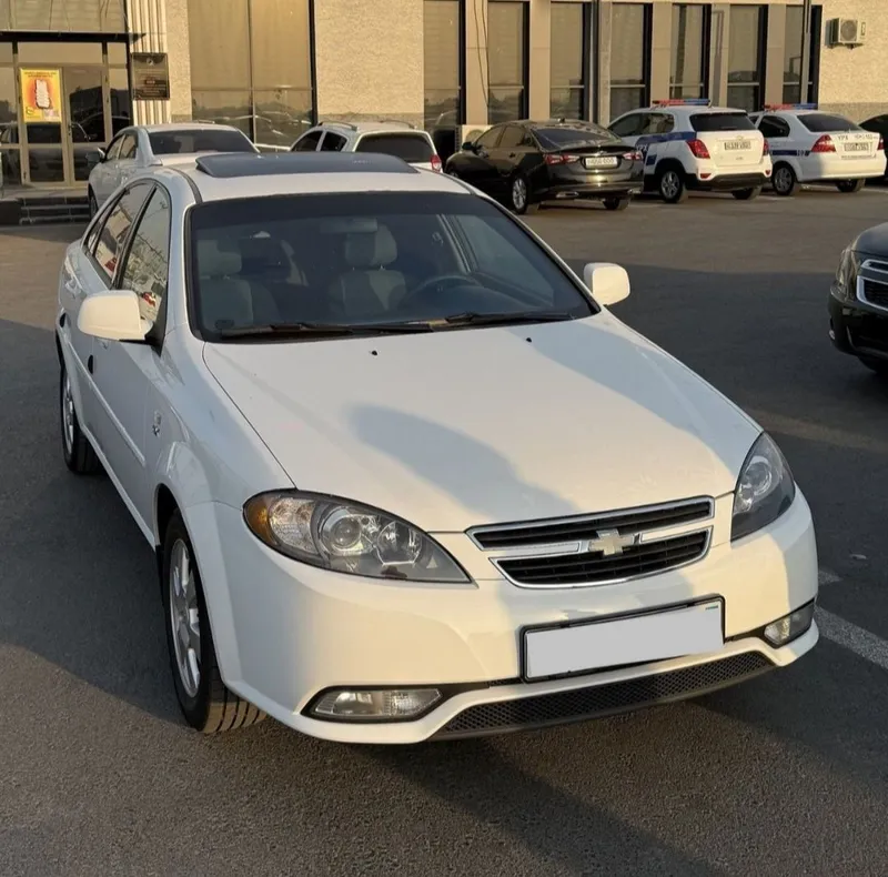 Gentra 2023Yil Avtomat 3-Pozitsiya Elegant Plus Full 300$ Bilan 1 Kund 4