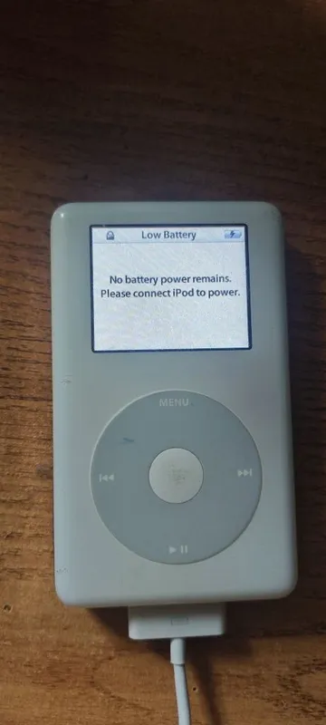 Ipod classic 4gen 20gb — фото 1