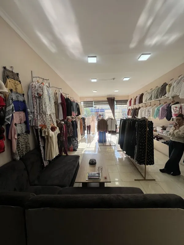 Tezda magazin soyiladi 2 Tezda magazin soyiladi 2