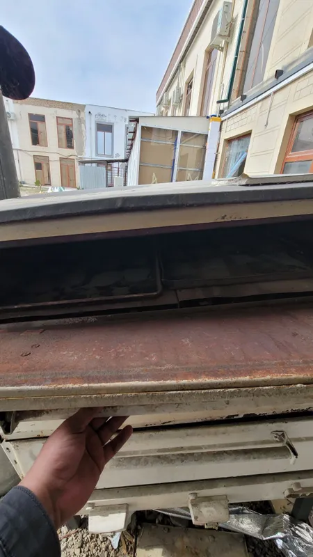 Olot somsa pechi sotiladi. 3